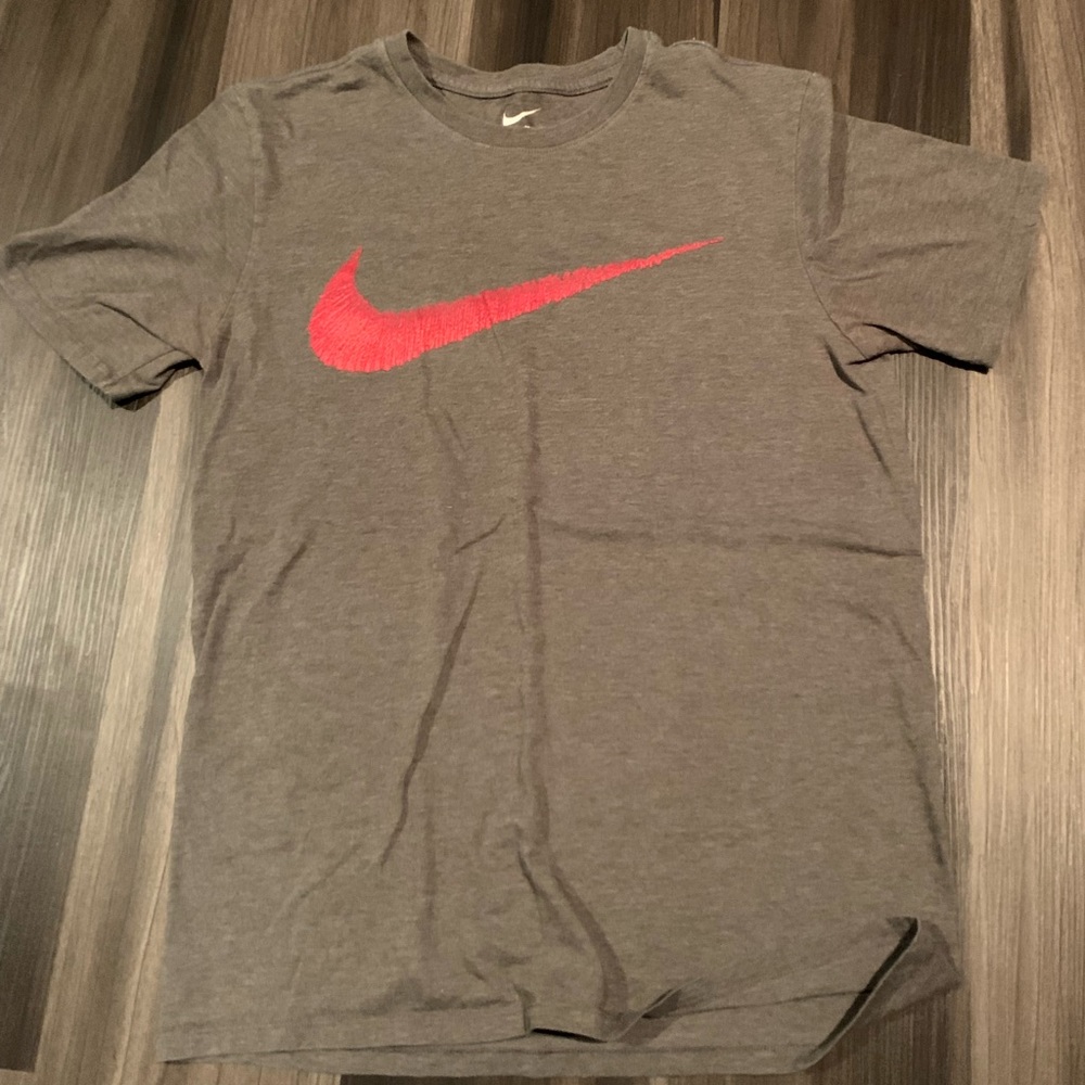 Nike T-shirt